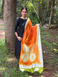RS. 300/- (50% Off on MRP Rs. 600/-)( DS-688)