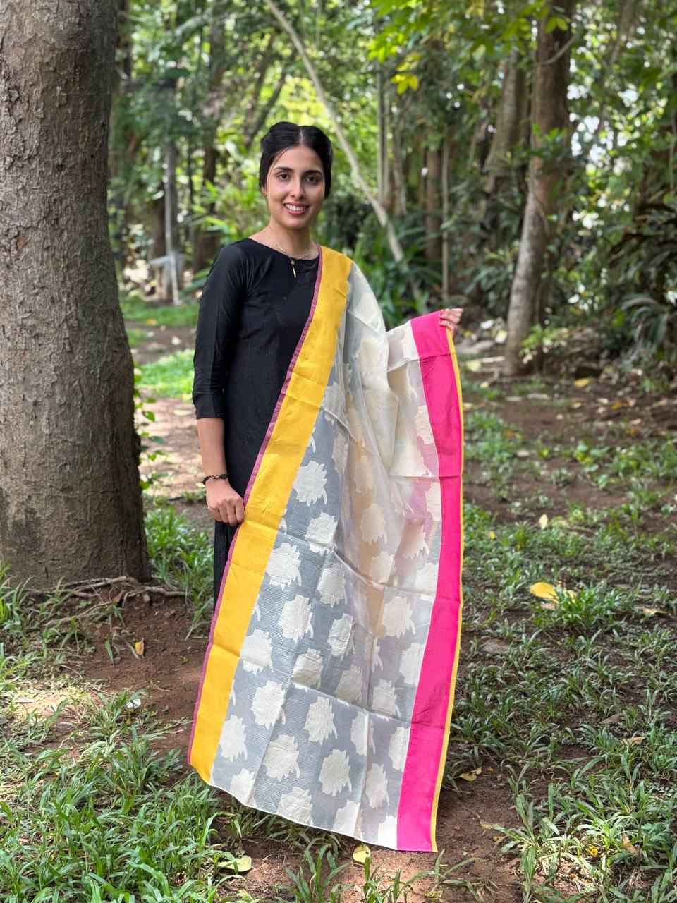 RS. 400/- (50% Off on MRP Rs. 800/-)( DS-694)