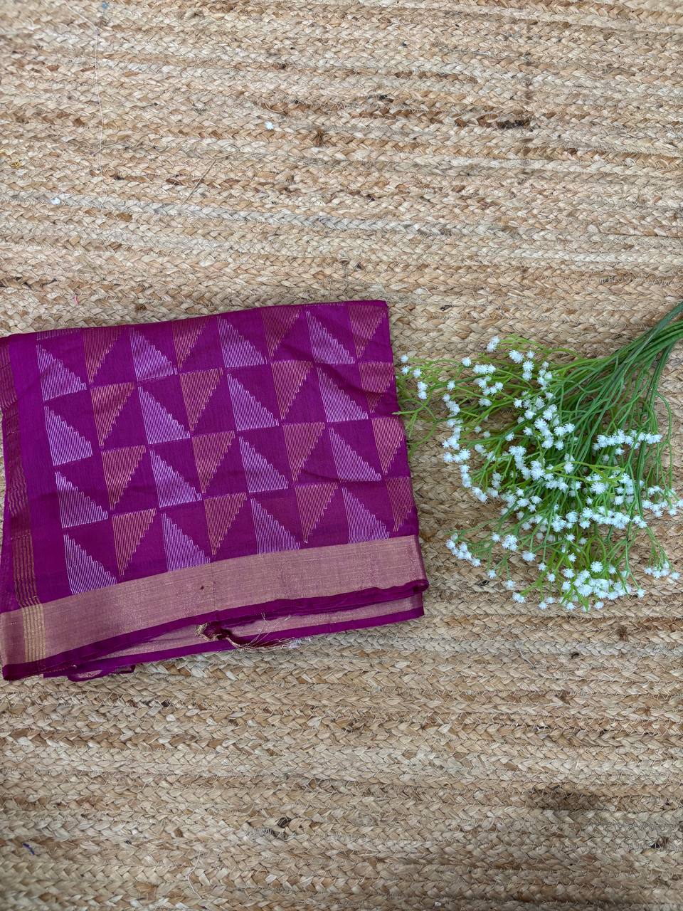 RS. 570/- (70% Off on MRP Rs. 1900/-)( DS-701)