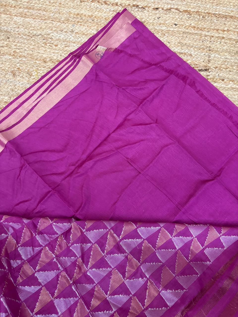 RS. 570/- (70% Off on MRP Rs. 1900/-)( DS-701)