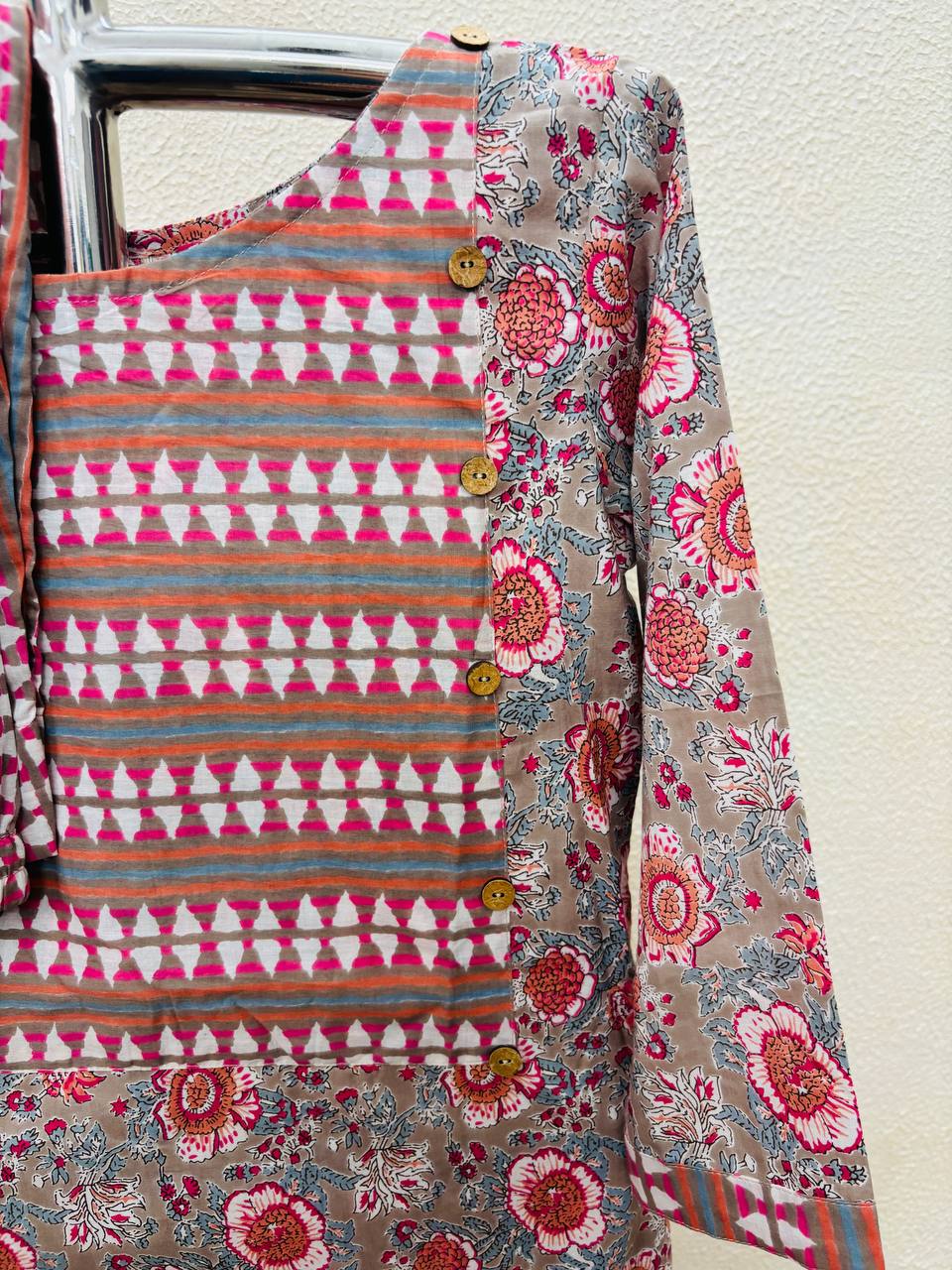 RS-750/- (50%Off on MRP Rs.1500/-)(DS-730)