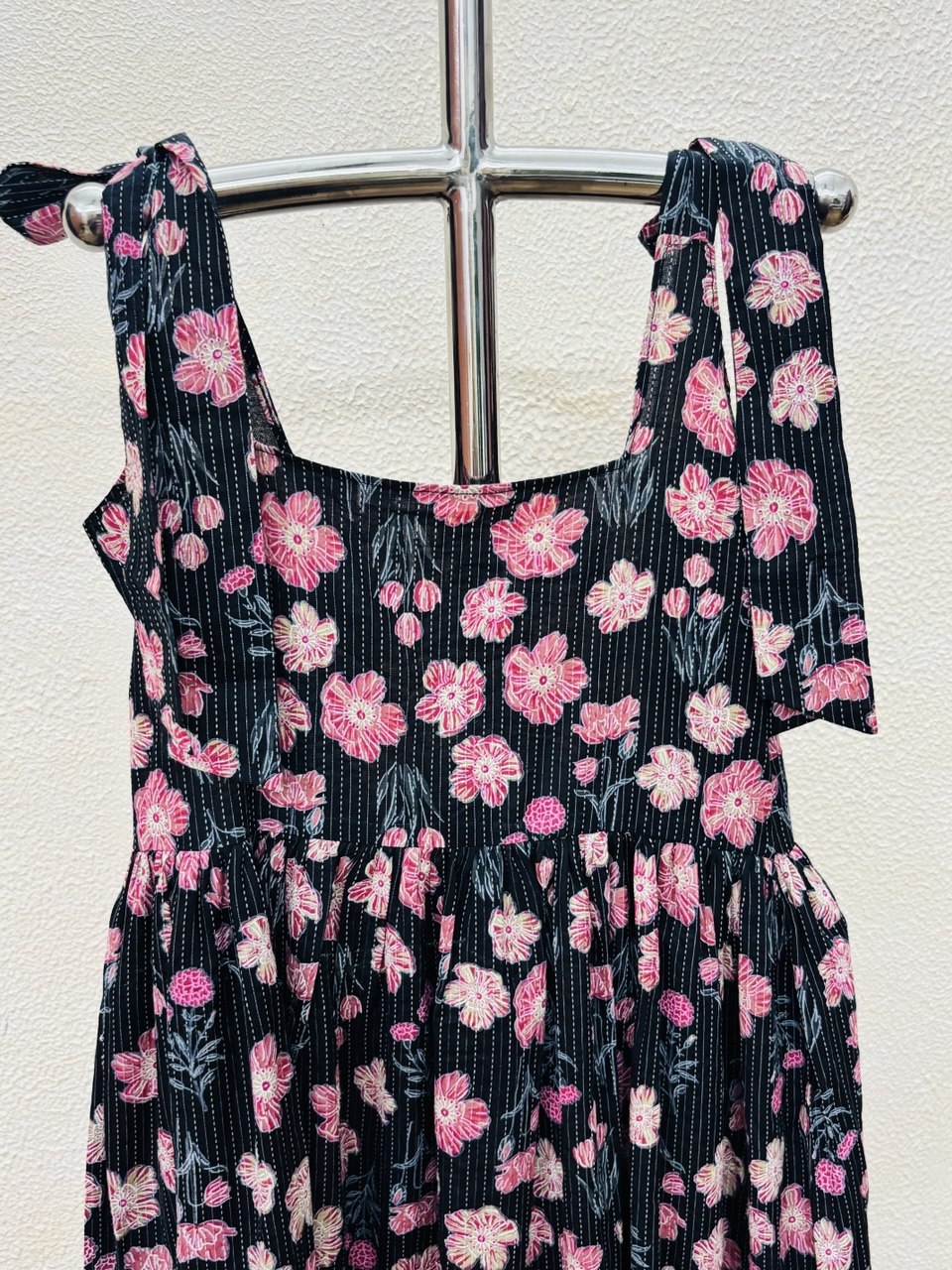 RS-550/- (50%Off on MRP Rs.1100/-)(DS-733)