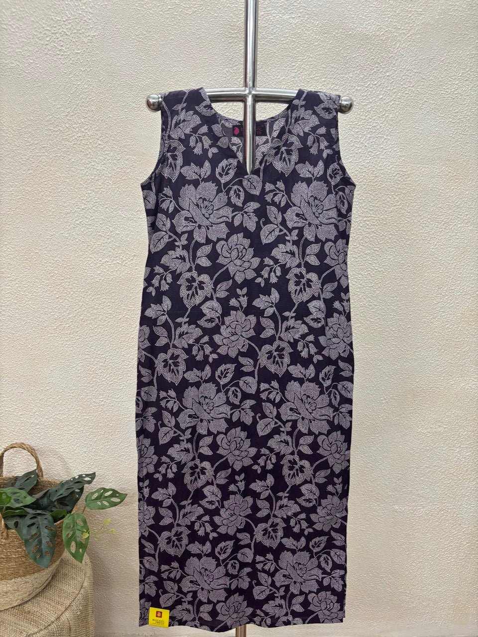 RS.400/- (50%Off on MRP Rs.800/-)(DS-737)