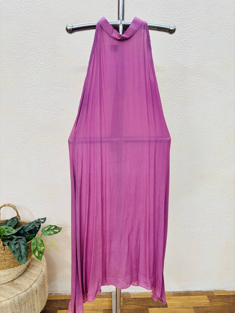 RS.490/- (50%Off on MRP Rs.980/-)(DS-748)
