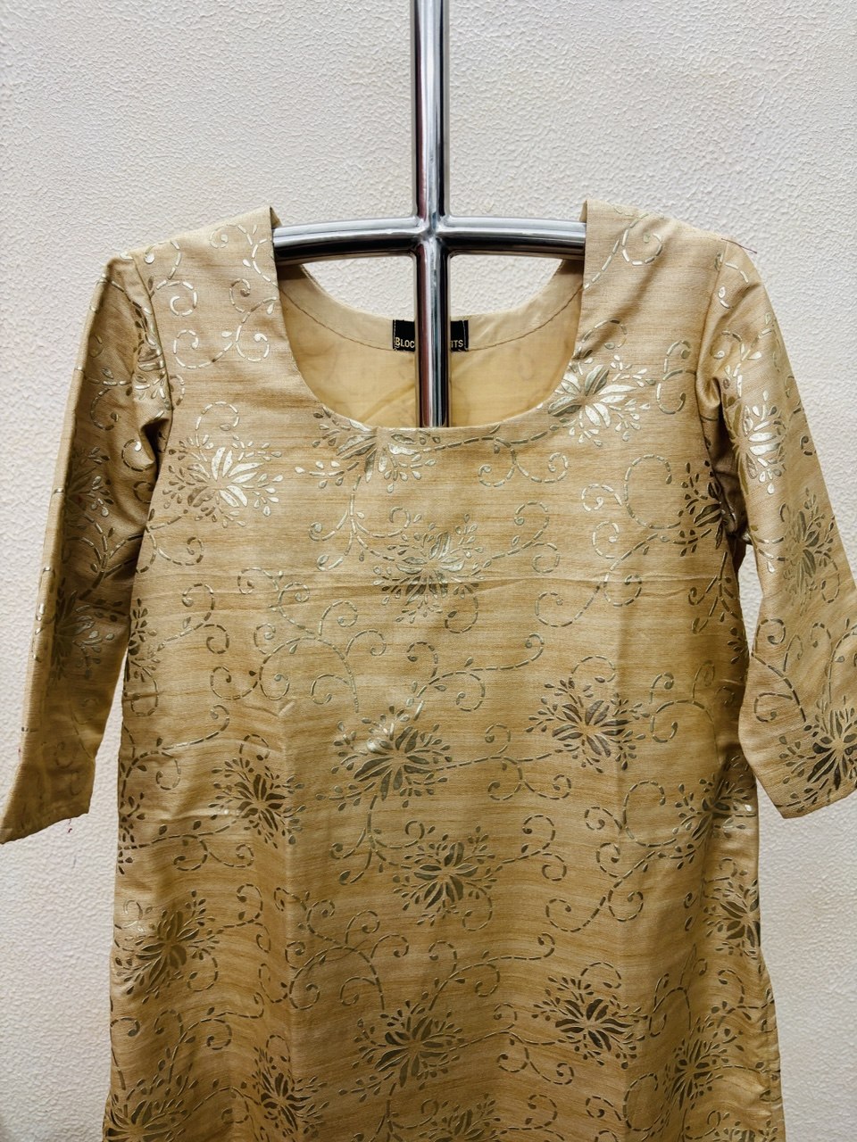 RS.800/- (50%Off on MRP Rs.1600/-)(DS-739)