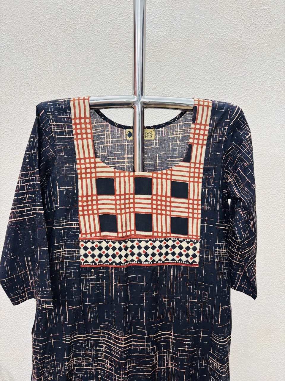 RS.450/- (50%Off on MRP Rs.900/-)(DS-783)