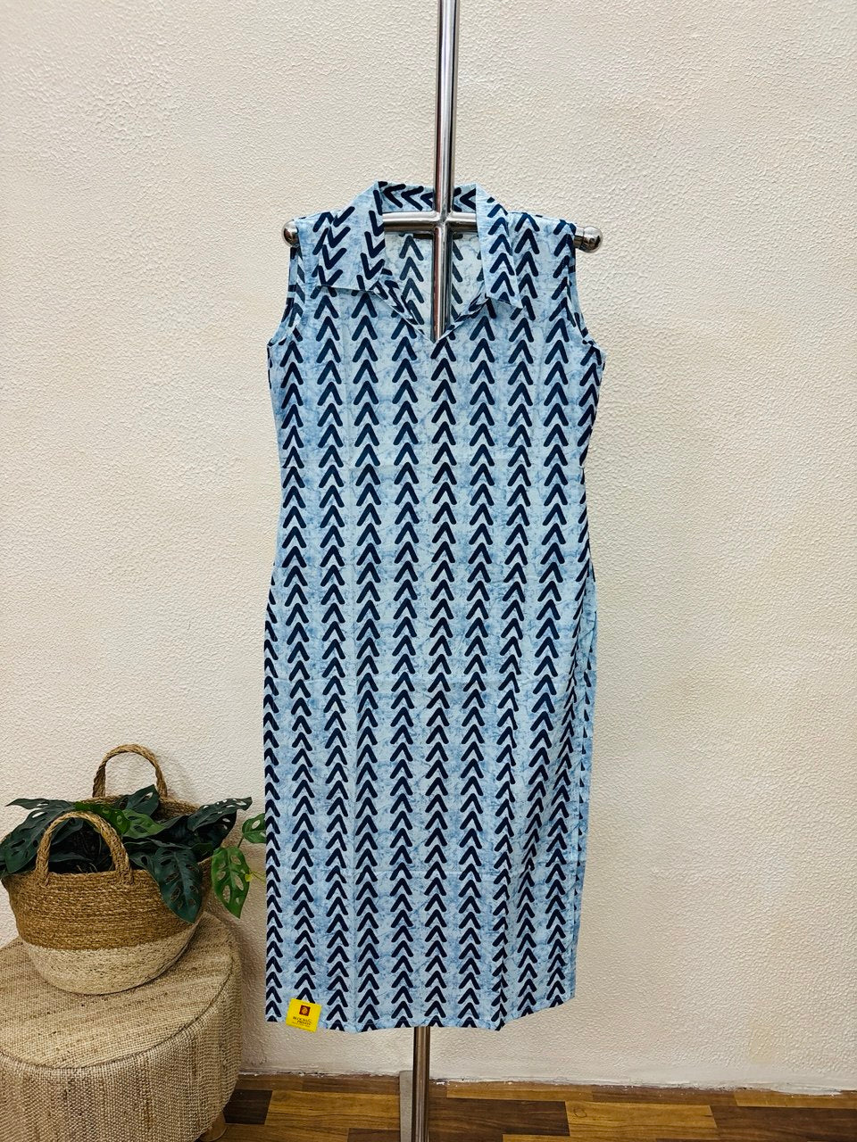 RS.440/- (50%Off on MRP Rs.880/-)(DS-780)