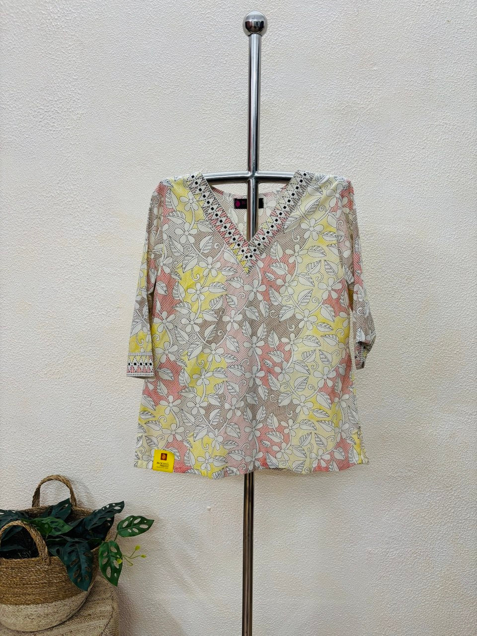 RS.390/- (50%Off on MRP Rs.780/-)(DS-802)
