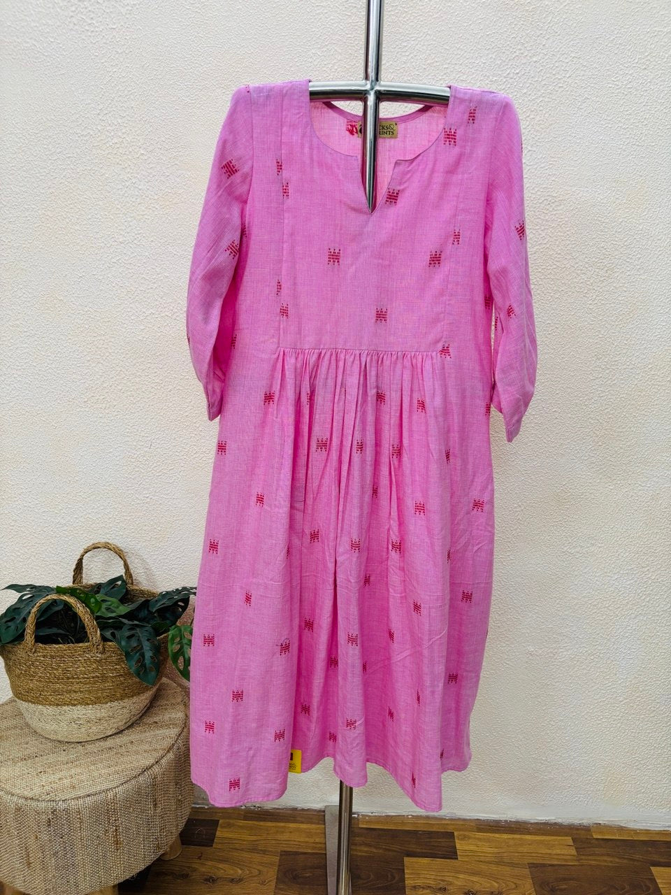 RS.490/- (50%Off on MRP Rs.980/-)(DS-800)