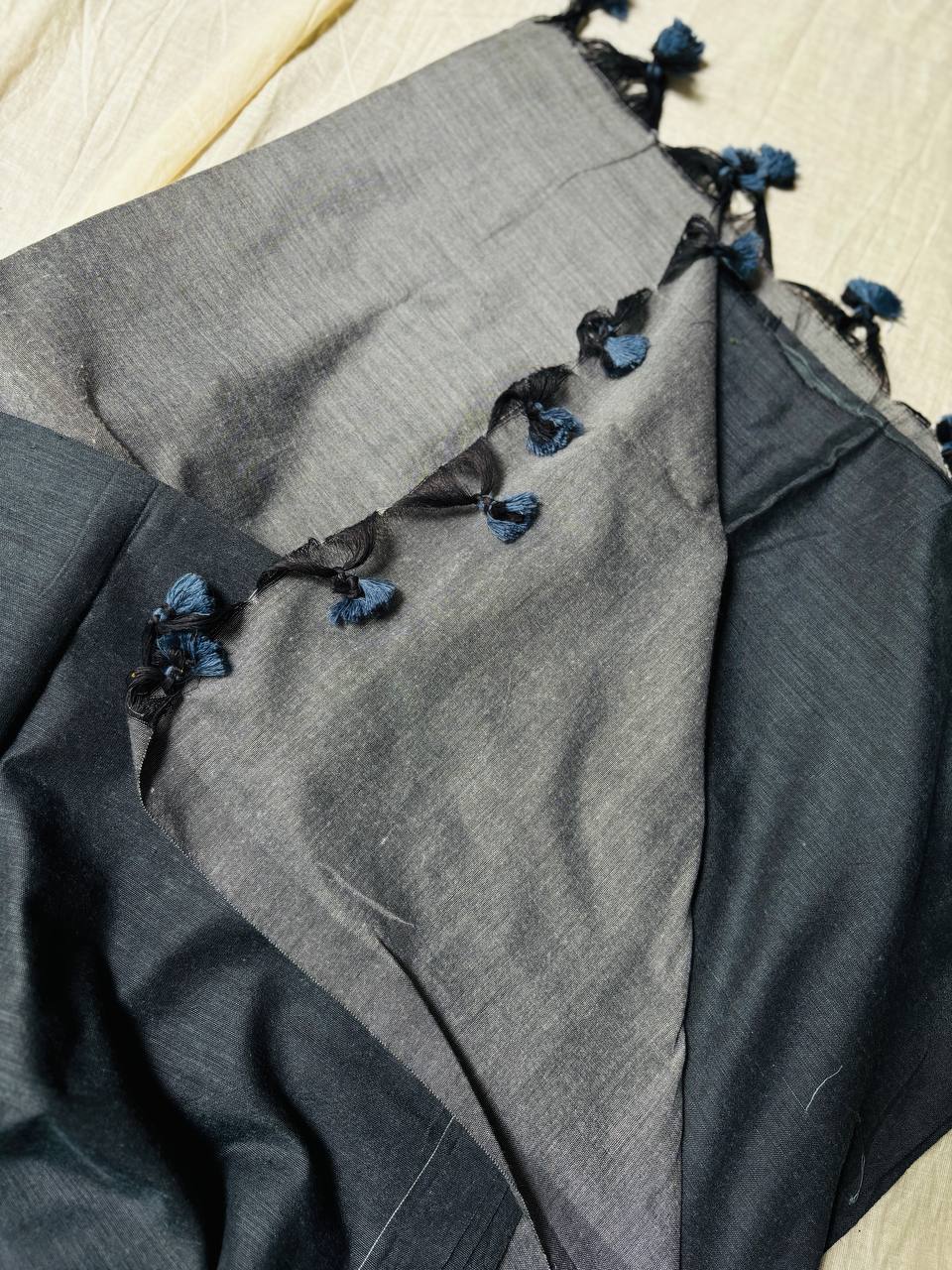RS .400/- (50% Off on MRP Rs.800/-)( DS847)