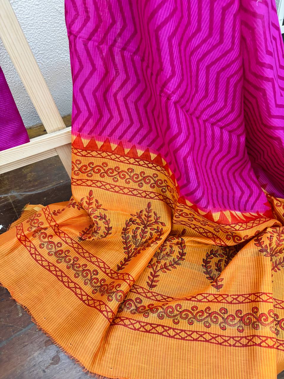 RS.780/- (70% Off on MRP Rs.2600/-)( DS 871)