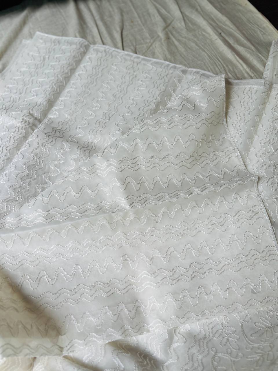RS.1170/- (70% Off on MRP Rs.3900/-)( DS887)