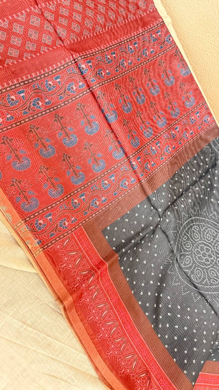 RS.632/- (60% Off on MRP Rs.1580/-)( DS906)