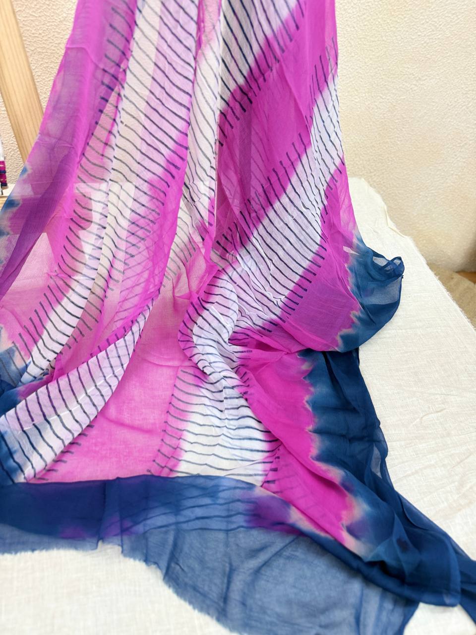 RS.700/- (50% Off on MRP Rs.1400/-)( DS903)